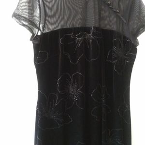Velvet Black embroidery lace neck evening dress